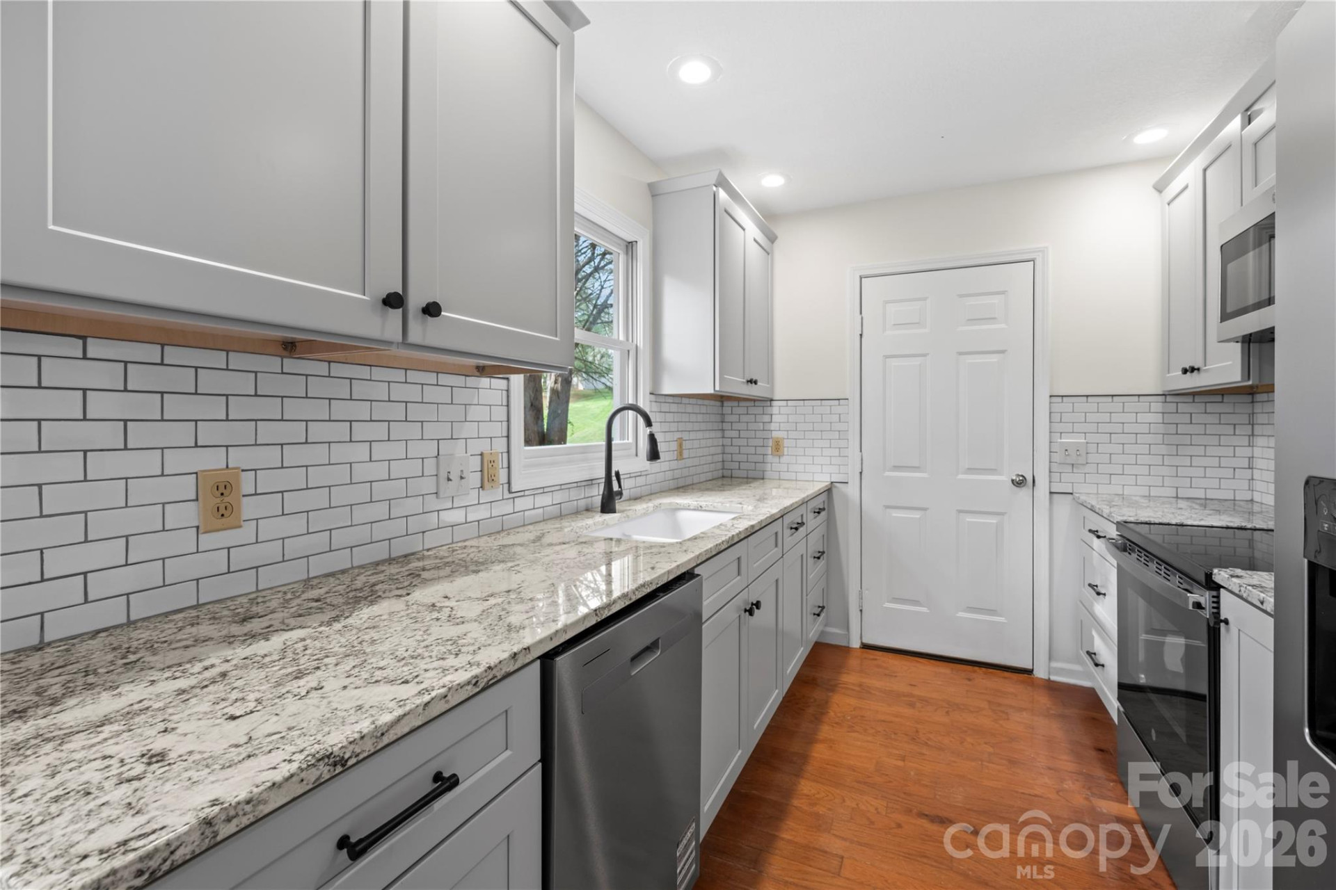 10 Orchard Place - Photo 8