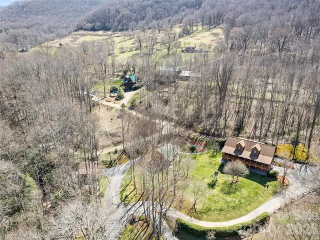 89 Stump Lane, Maggie Valley, NC, 28751