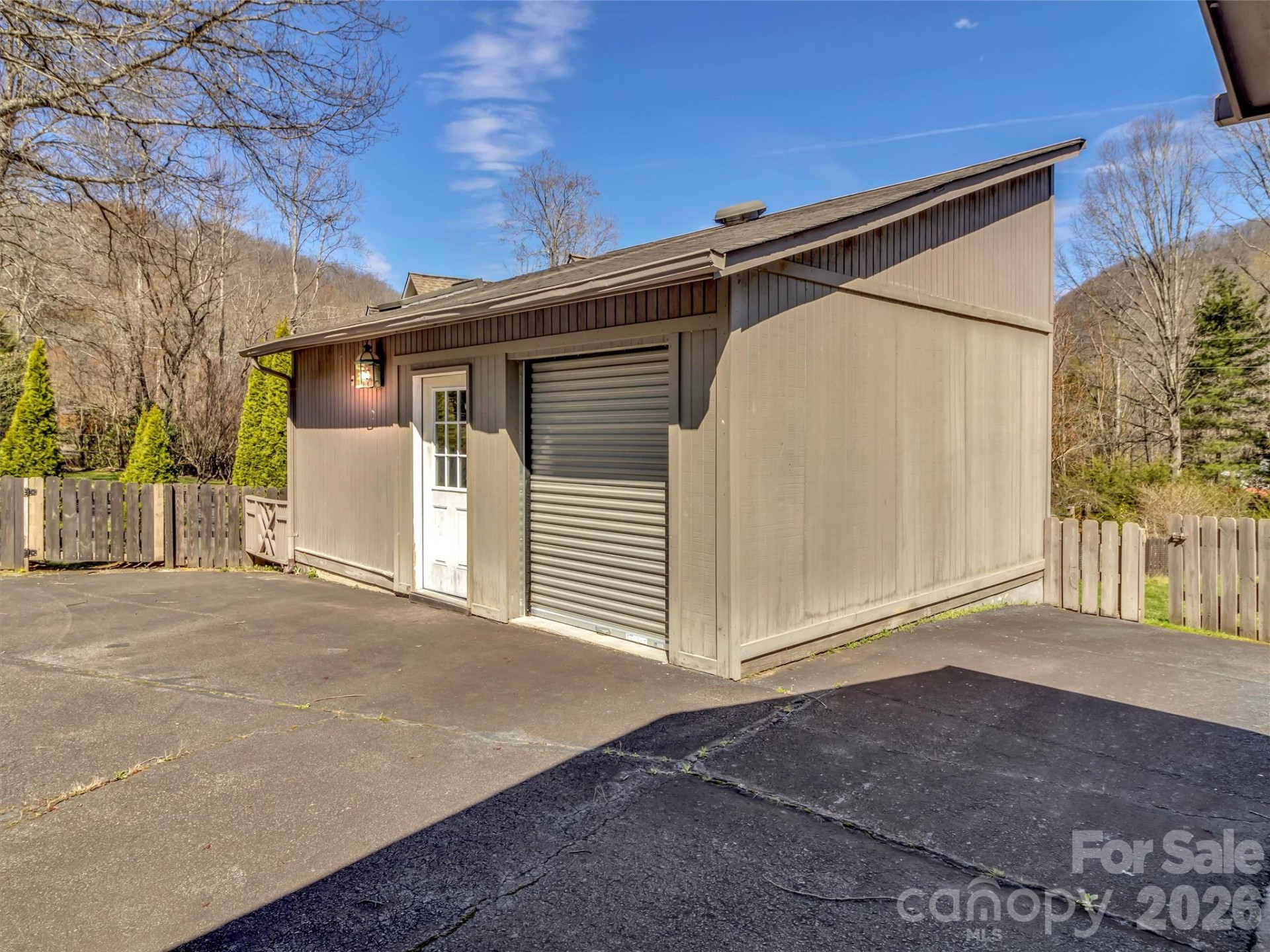 41 Balsam Shadows Drive - Photo 7