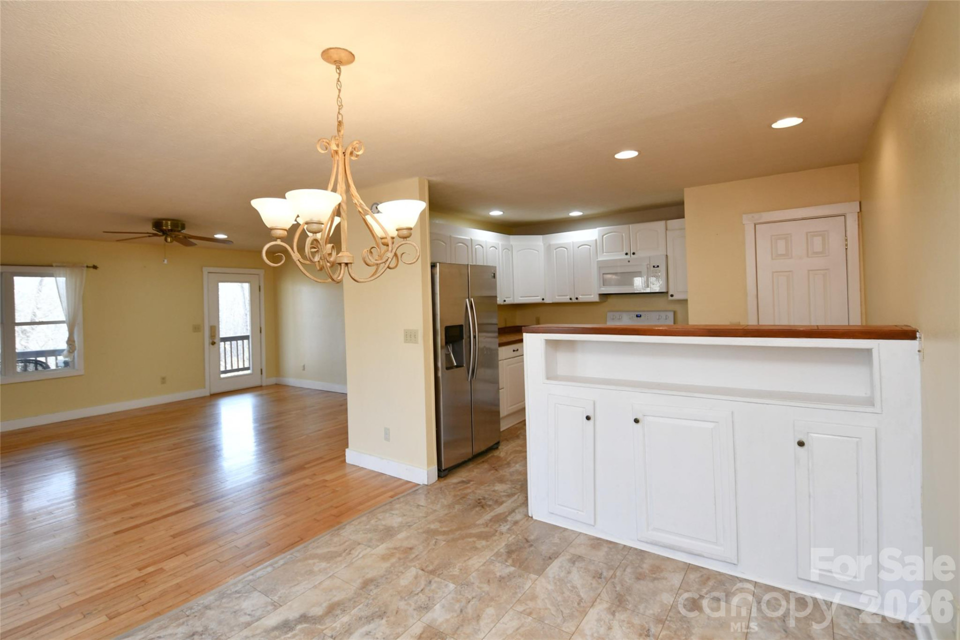 477 West Ridge Drive - Photo 12