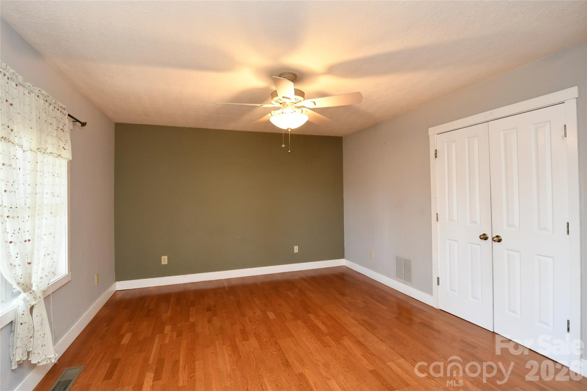 477 West Ridge Drive - Photo 22