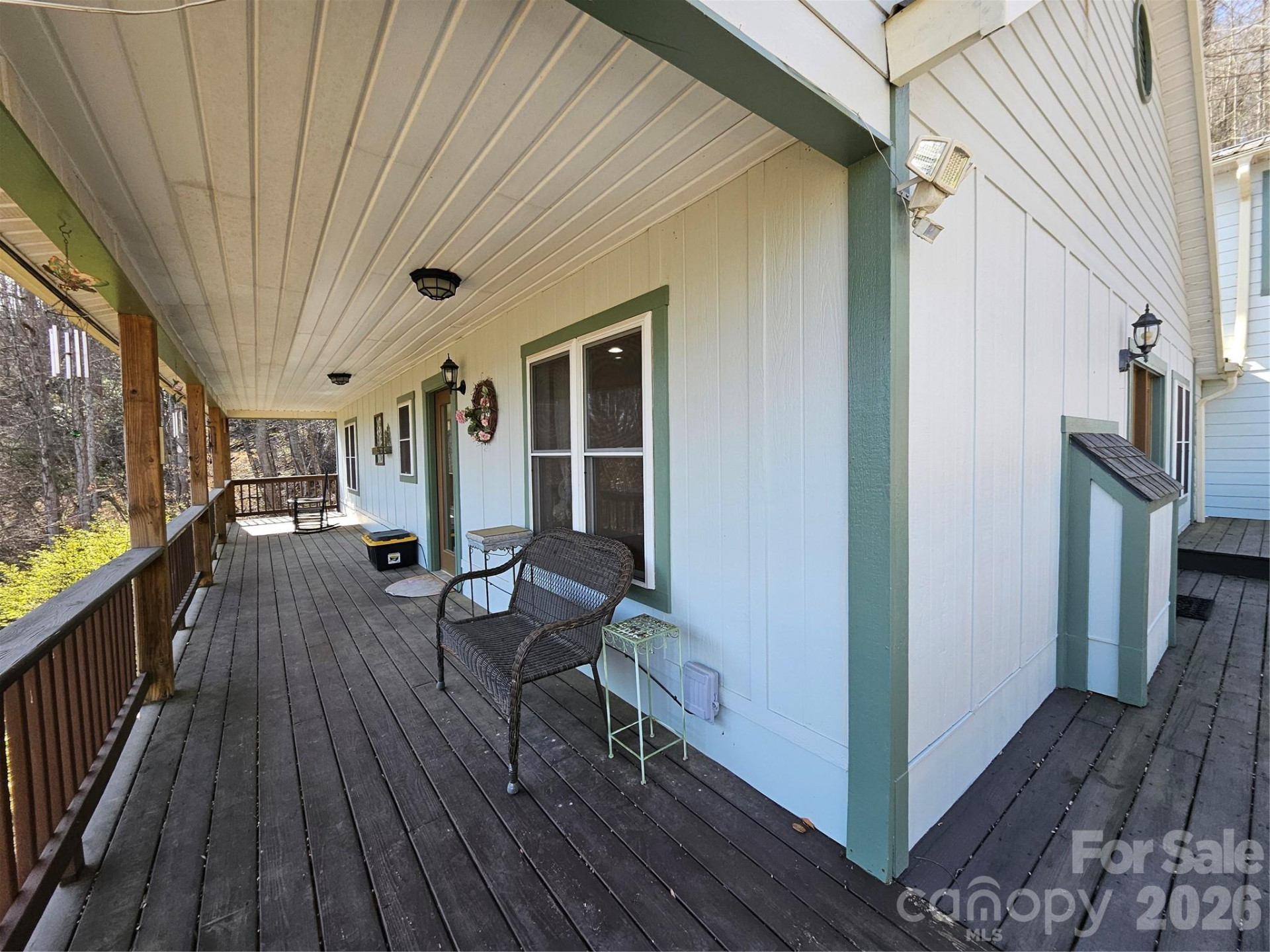 477 West Ridge Drive - Photo 4