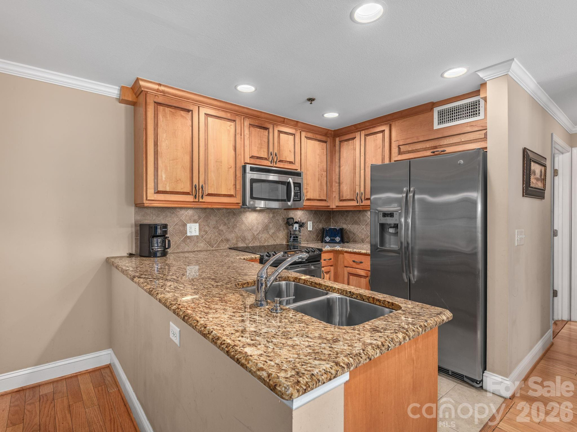 307 Bowling Park Road - Photo 8