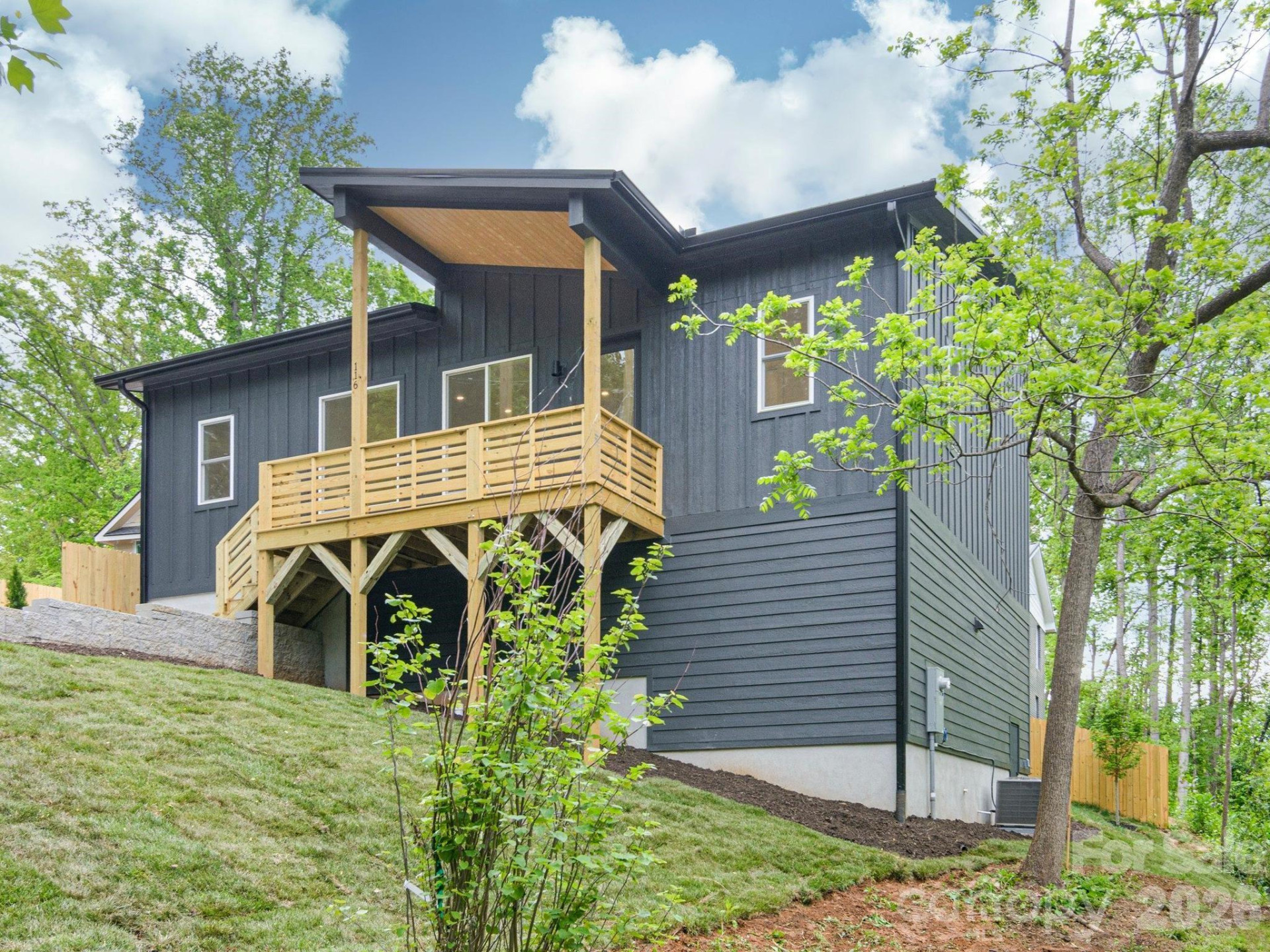 116 Shady Oak Drive - Photo 3