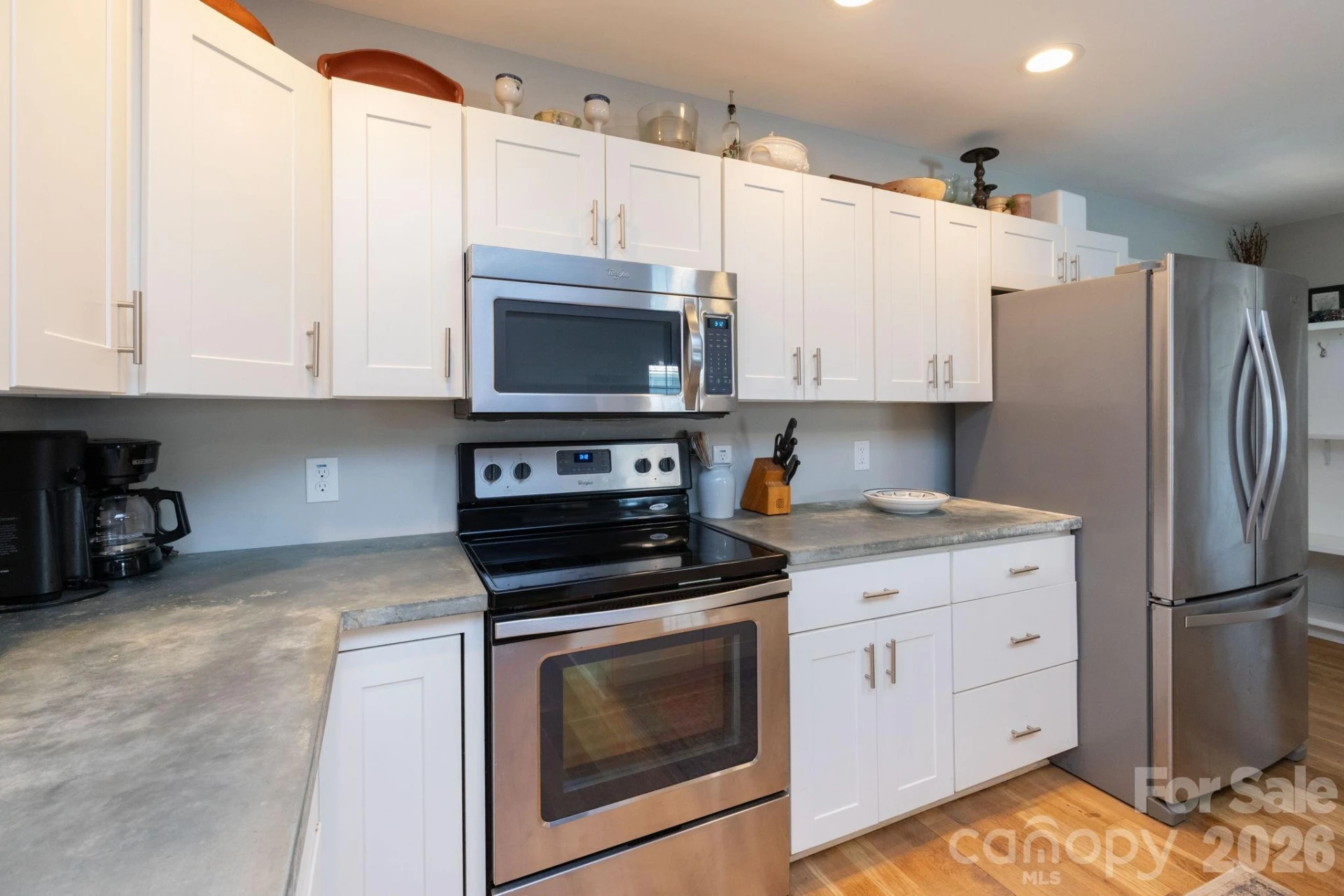 210 State Street - Photo 6