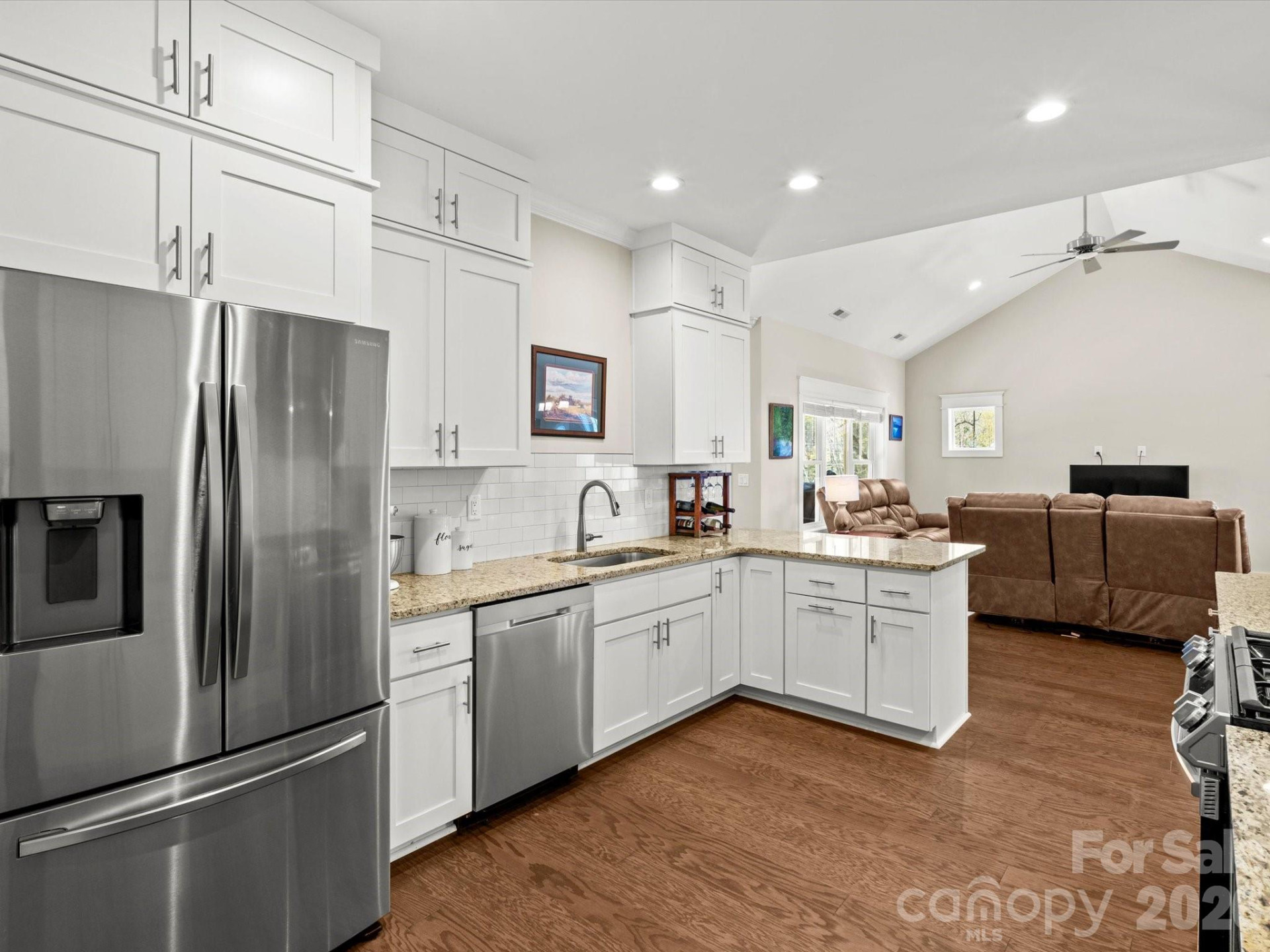 111 Ellis Lane - Photo 15