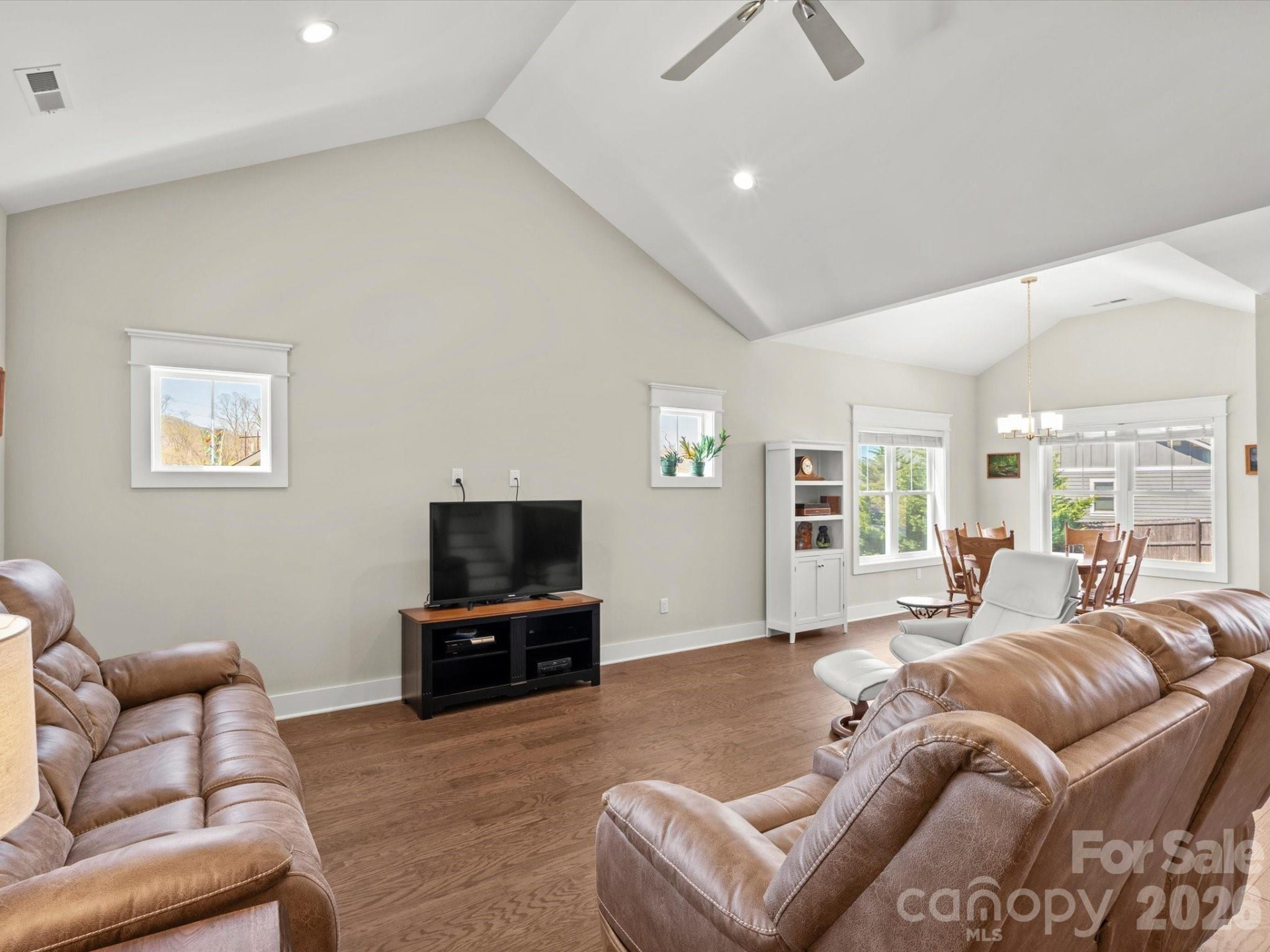 111 Ellis Lane - Photo 10