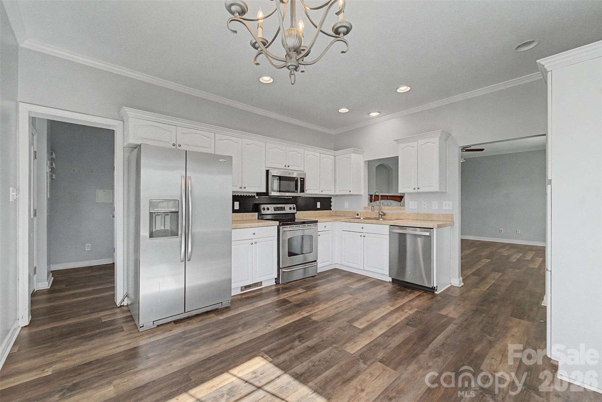 138 Elm Street - Photo 17