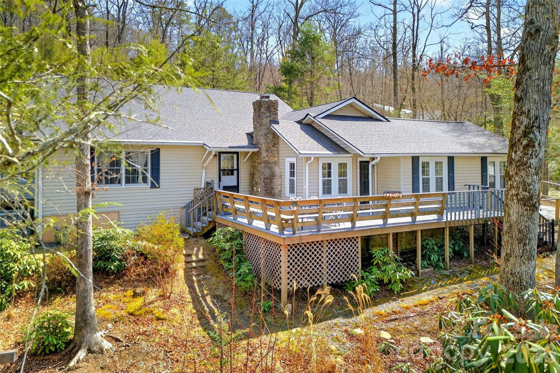 32 Tucker Road - Photo 2