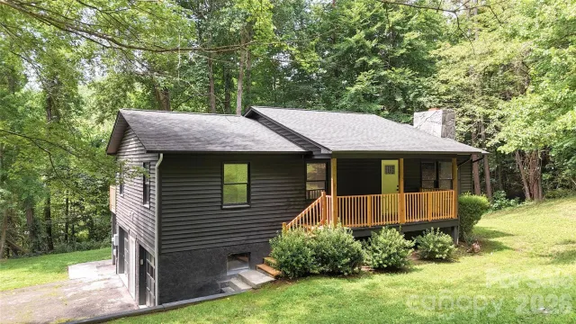 4 Smokey Mountain Drive