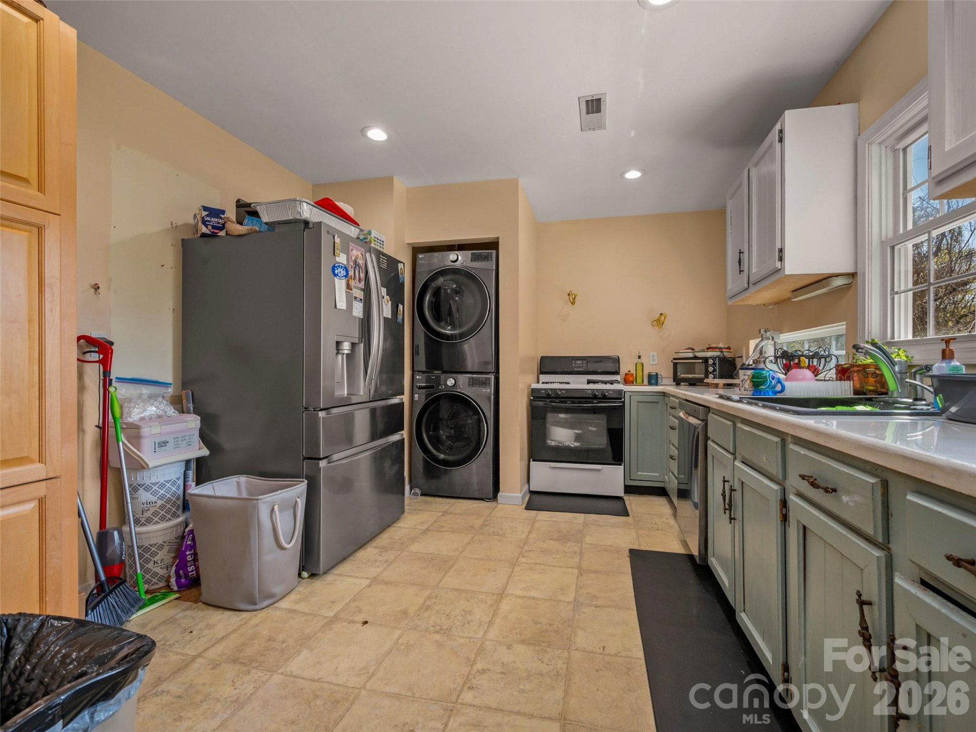 120 Howard Street - Photo 15