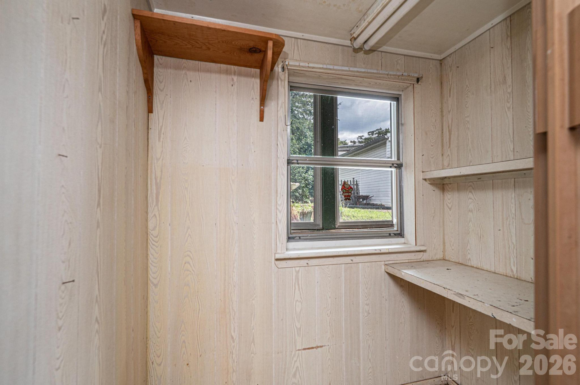 335 Harmon Street - Photo 14