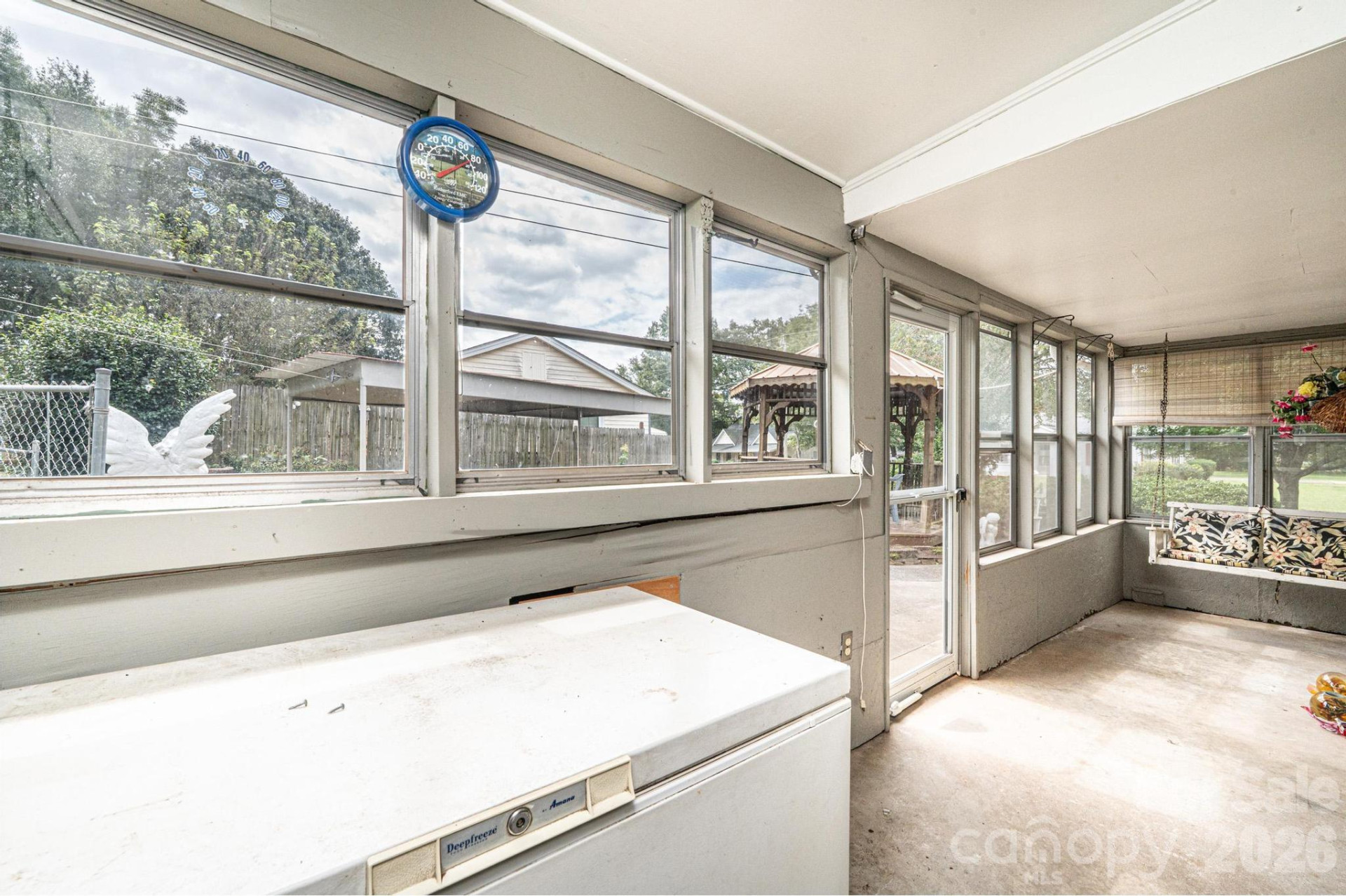 335 Harmon Street - Photo 25