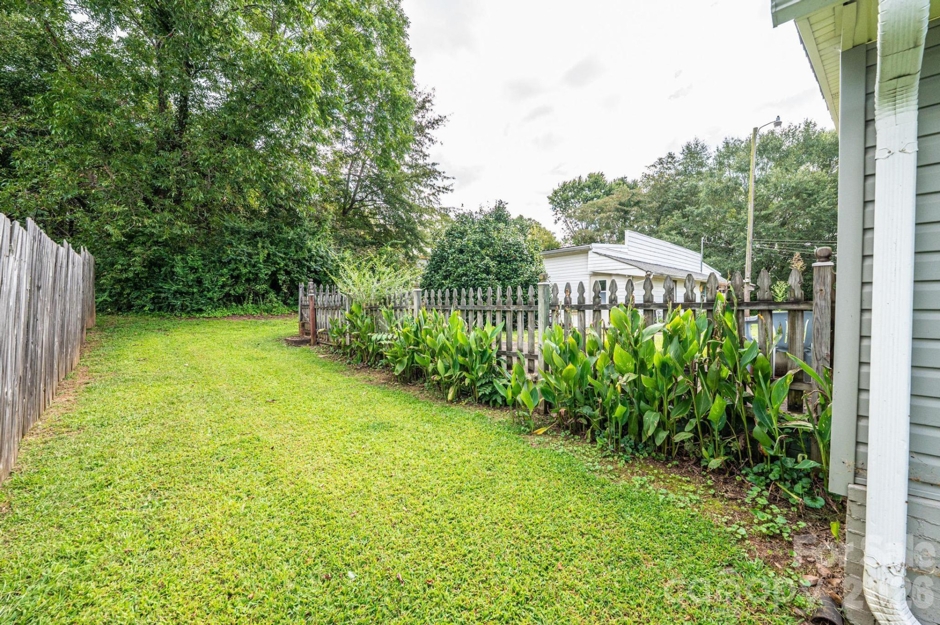 335 Harmon Street - Photo 30