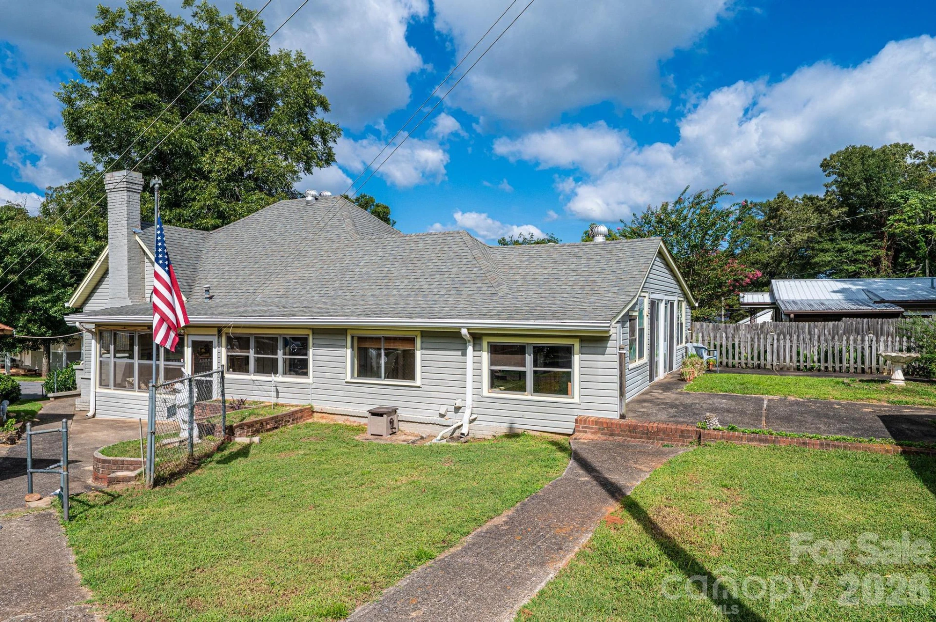 335 Harmon Street - Photo 35
