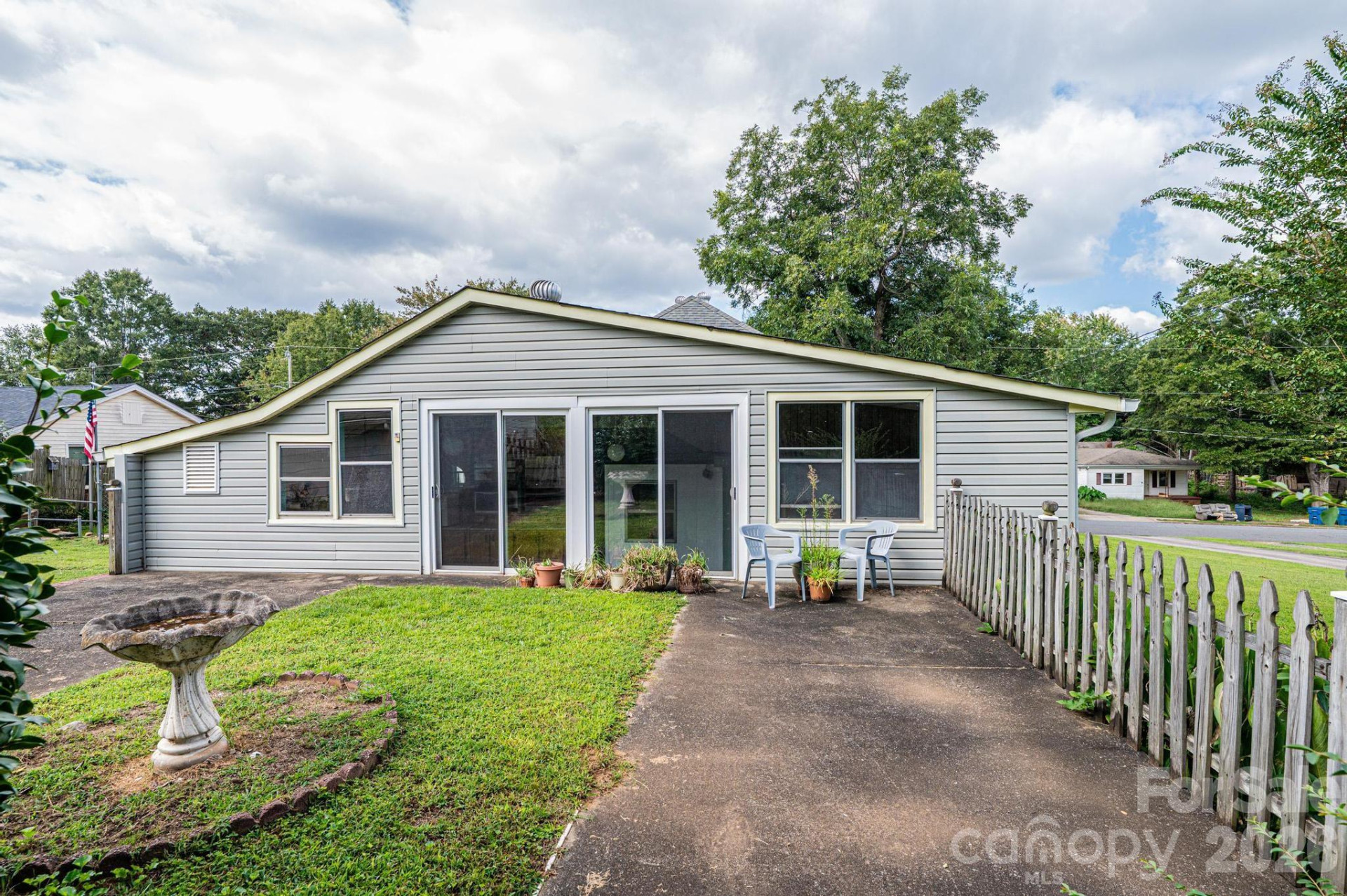 335 Harmon Street - Photo 38