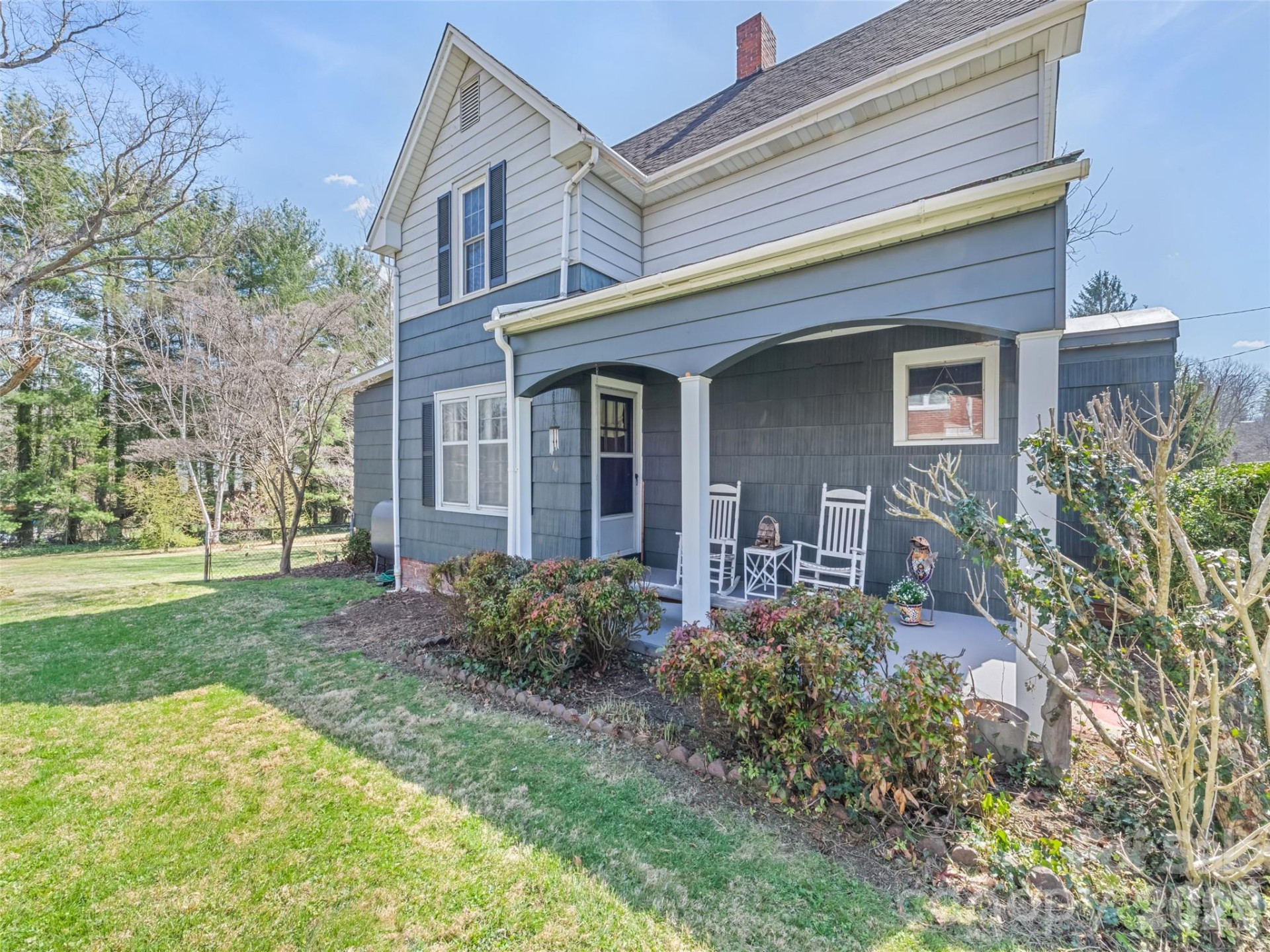 151 Hampton Heights - Photo 3