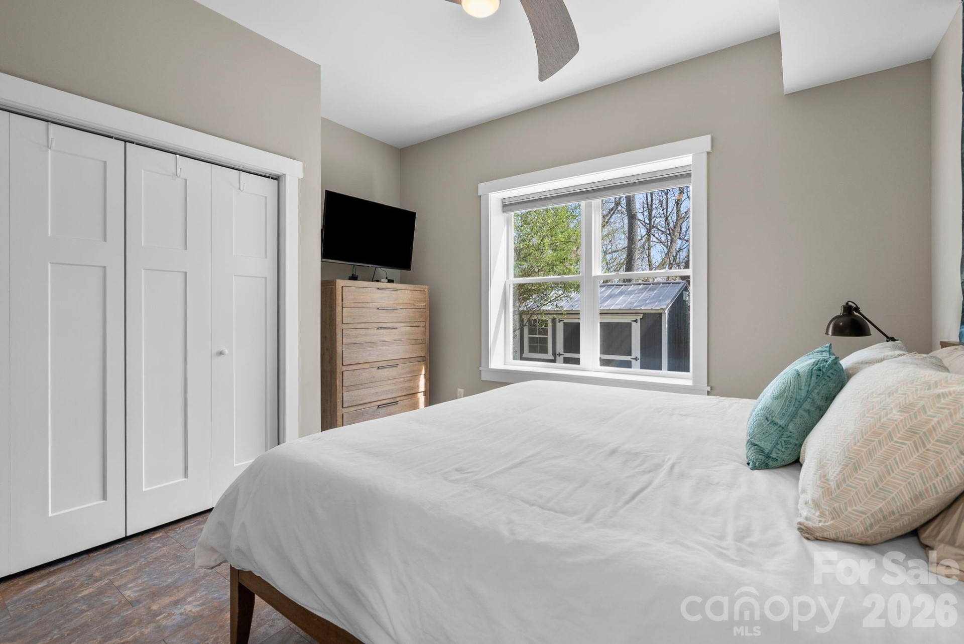 55 Vandalia Avenue - Photo 33