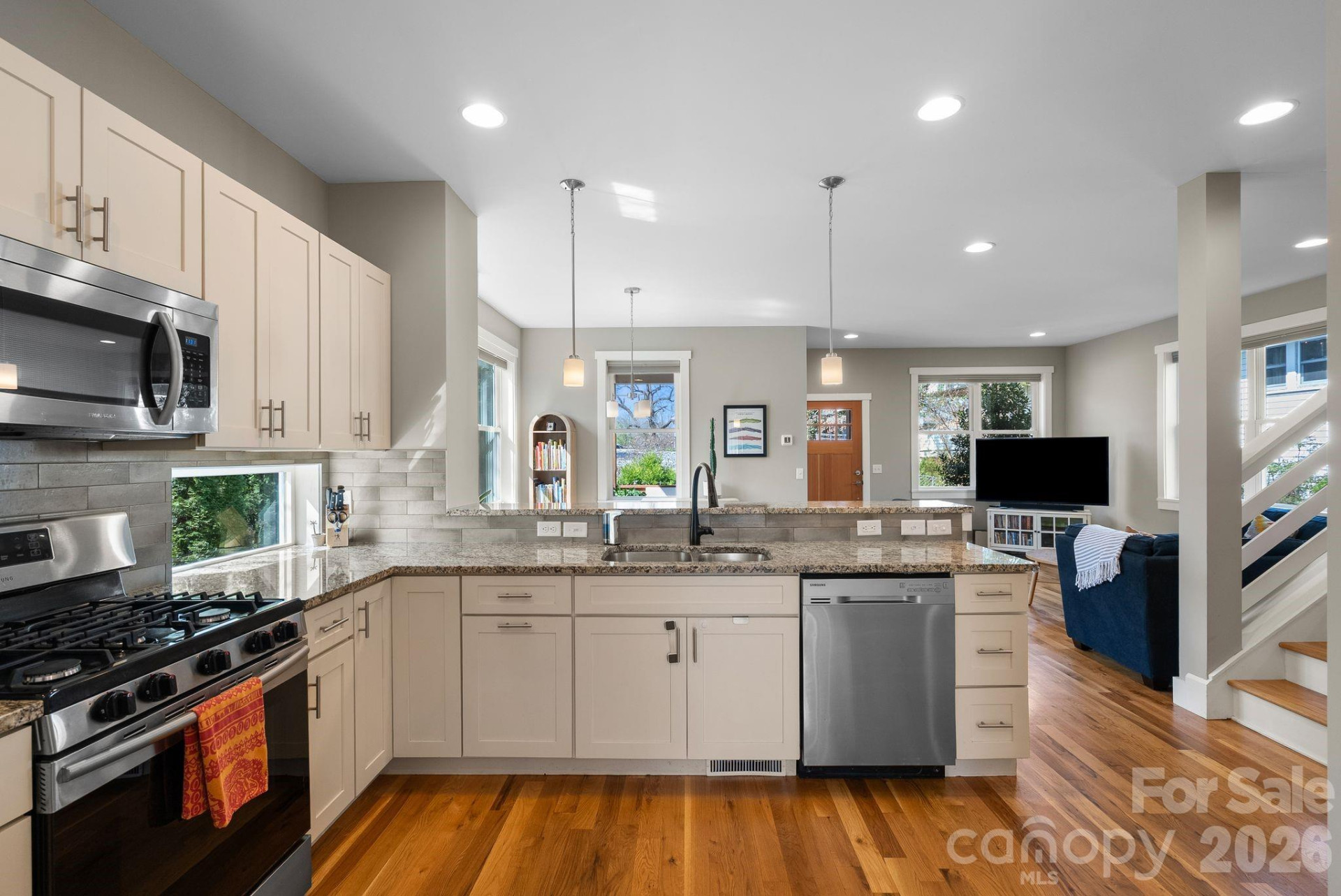 55 Vandalia Avenue - Photo 9