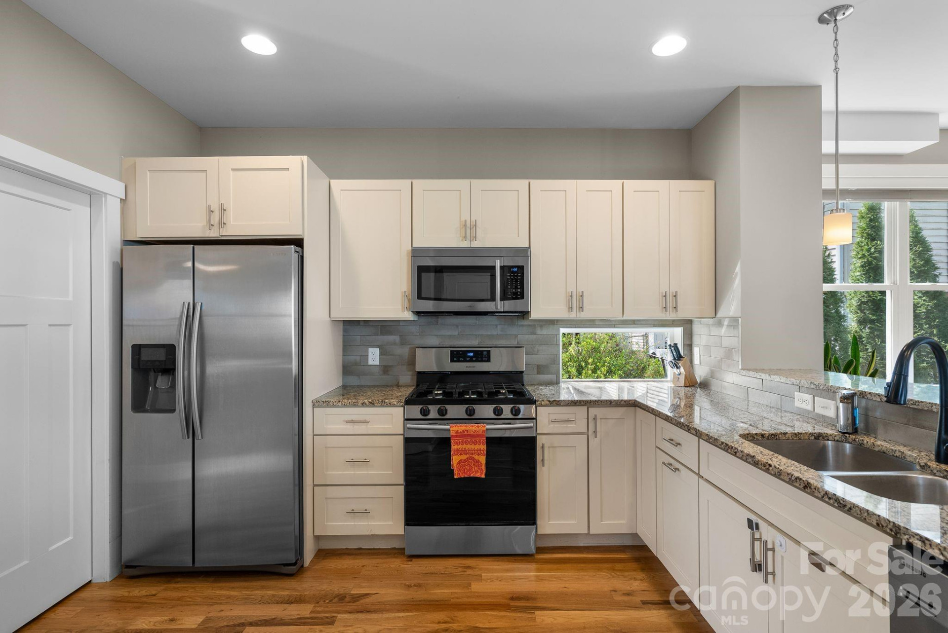 55 Vandalia Avenue - Photo 10