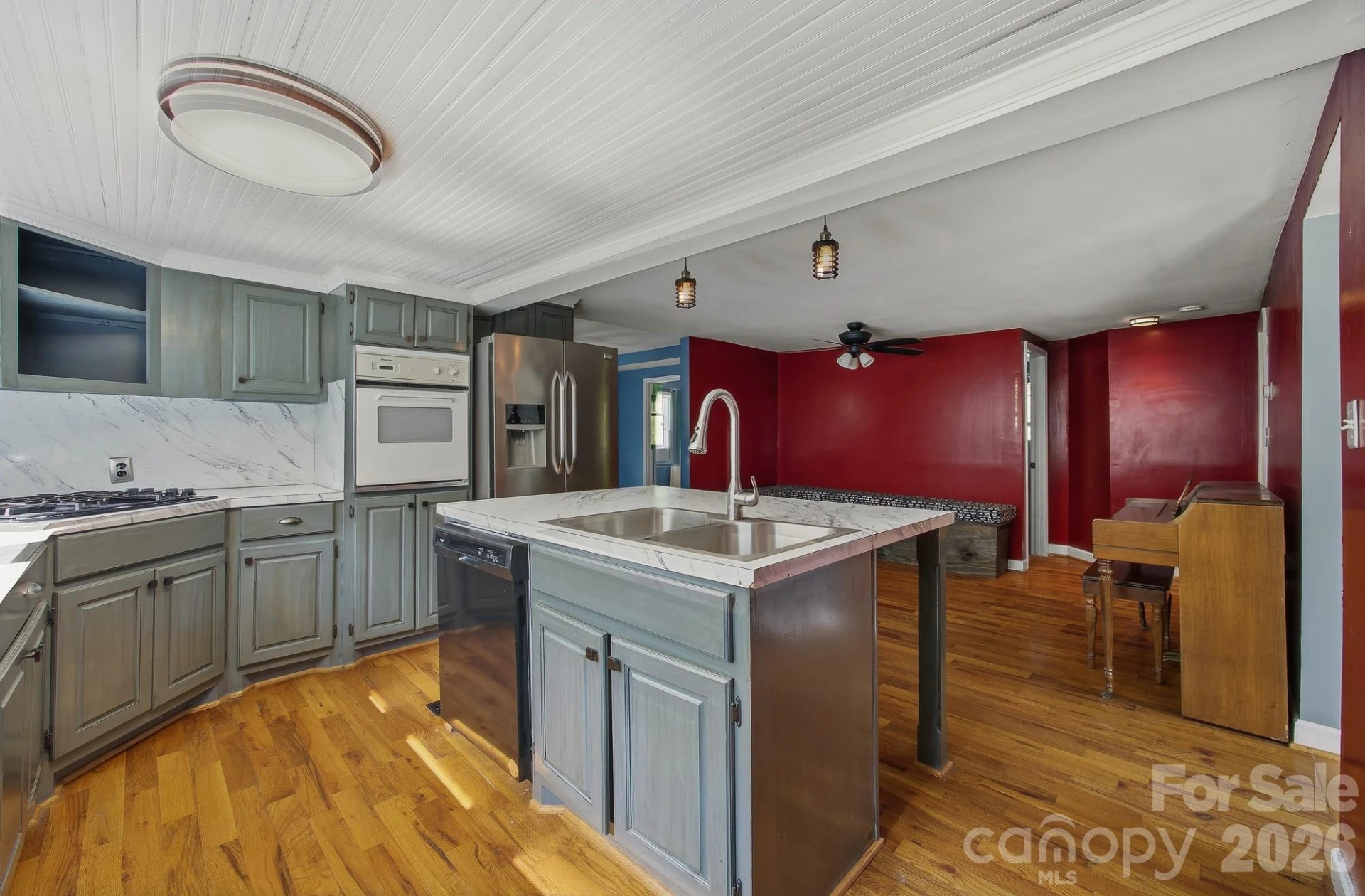 1127 Barney Place - Photo 16