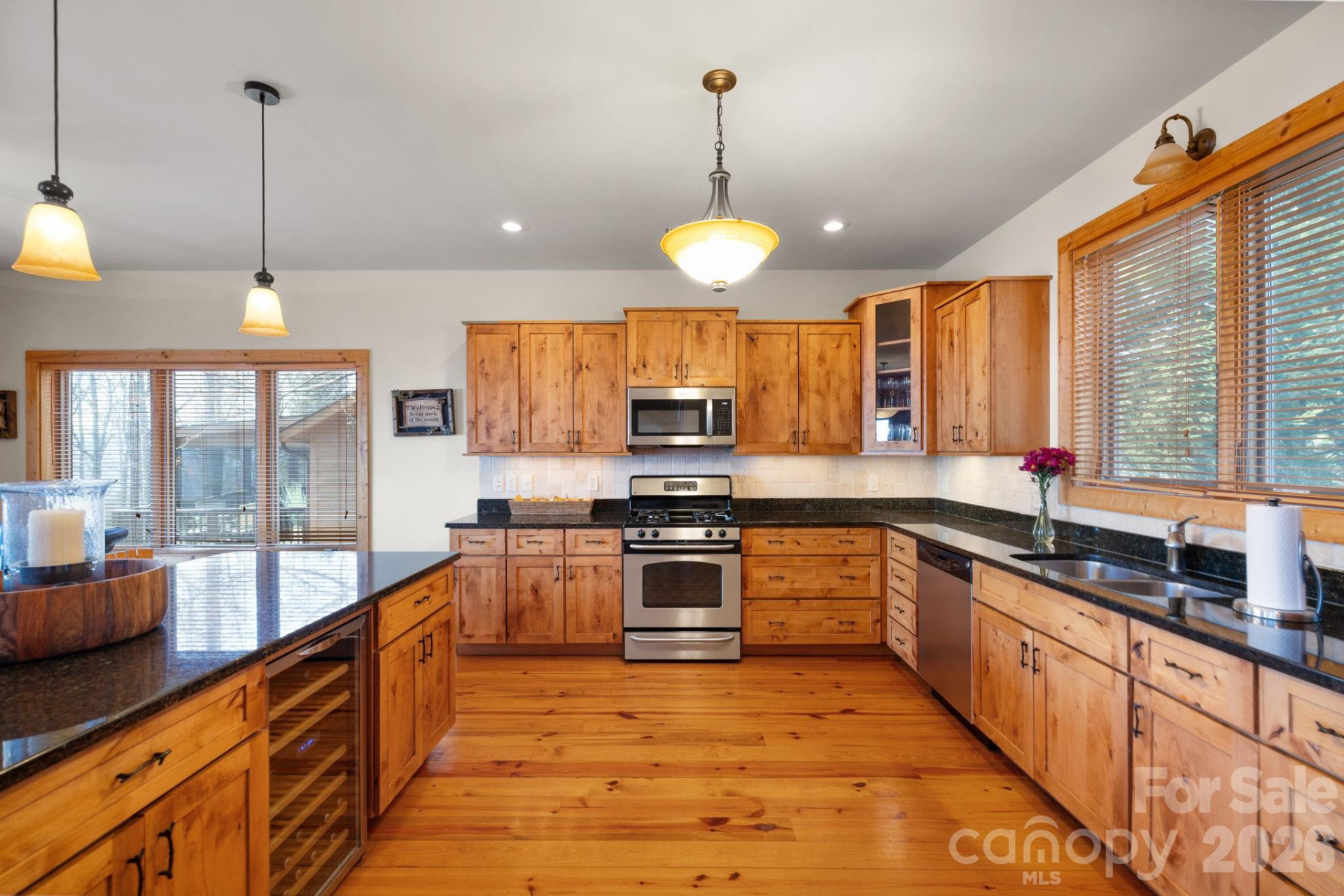 277 Kestrel Court - Photo 13