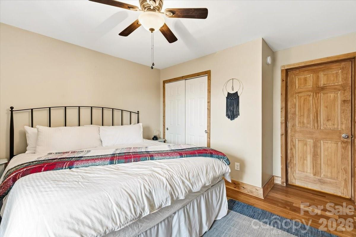 1045 Upward Way - Photo 11