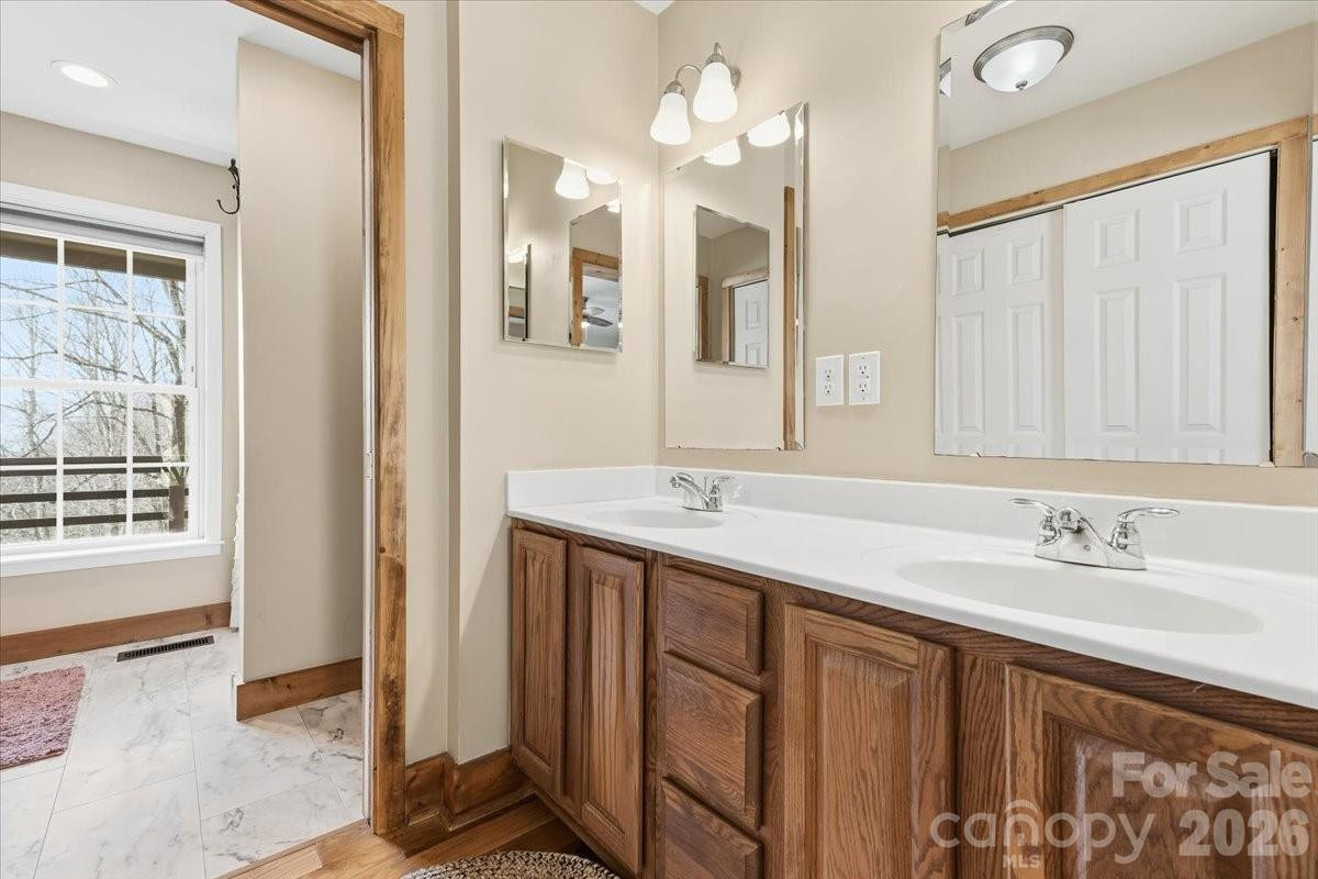 1045 Upward Way - Photo 19