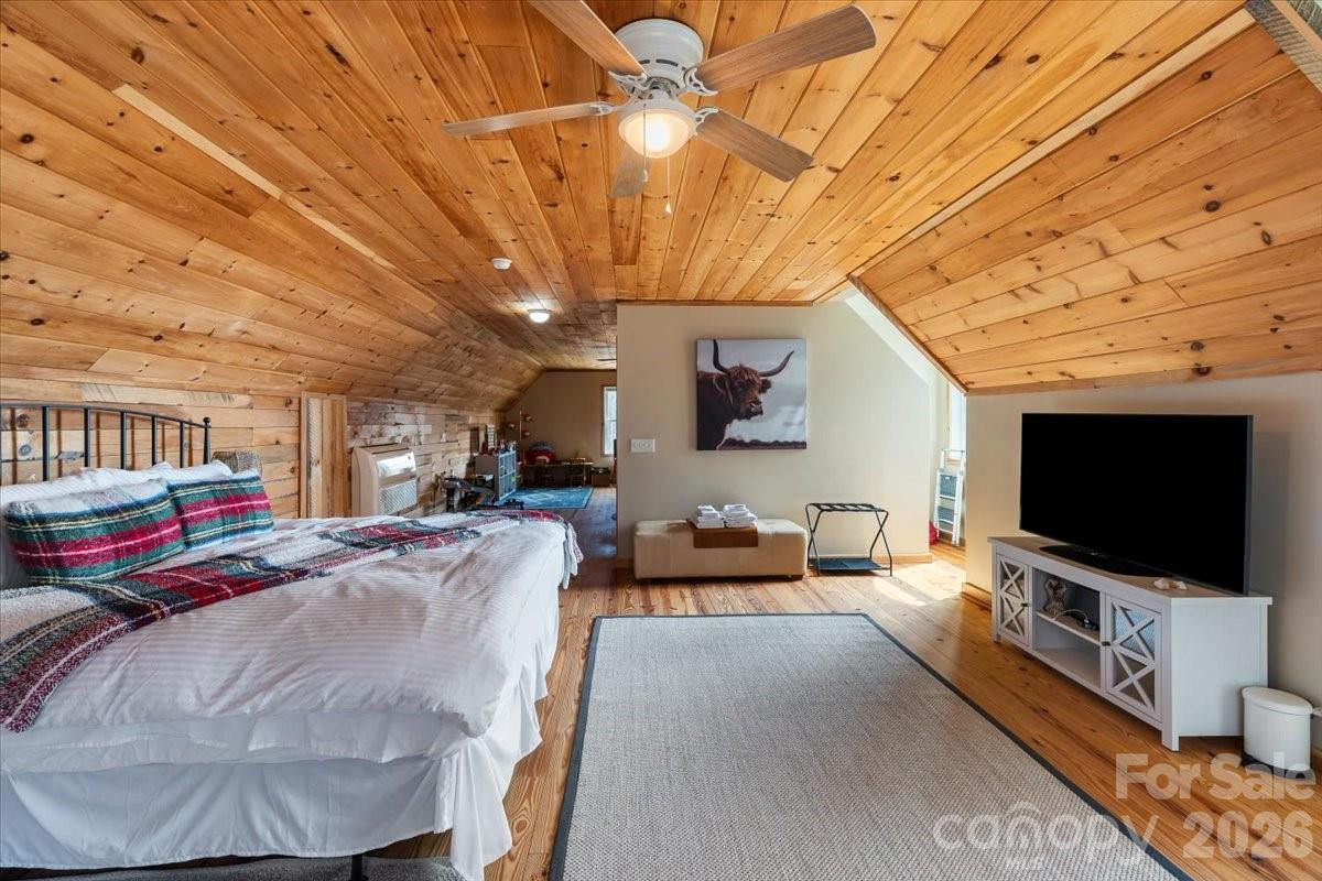 1045 Upward Way - Photo 26