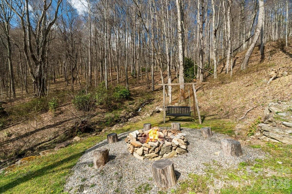 1045 Upward Way - Photo 33