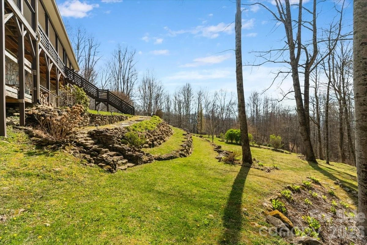 1045 Upward Way - Photo 35