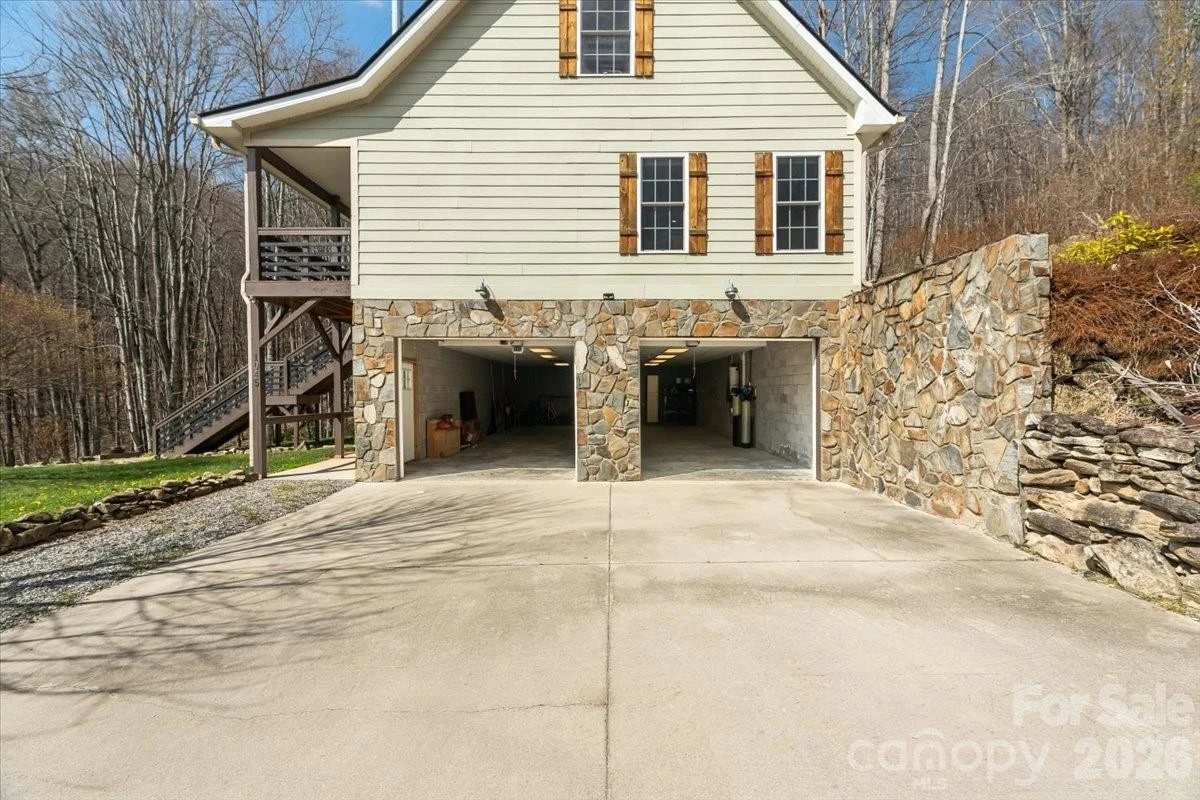 1045 Upward Way - Photo 38