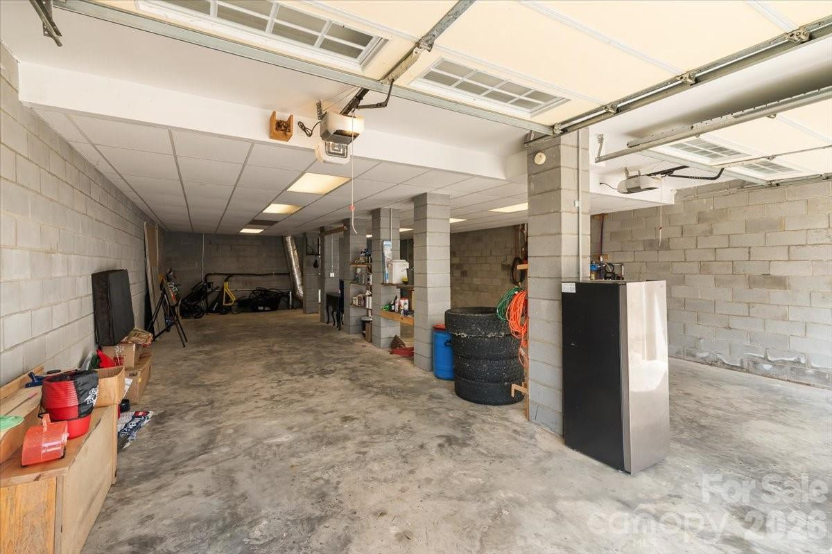 1045 Upward Way - Photo 40