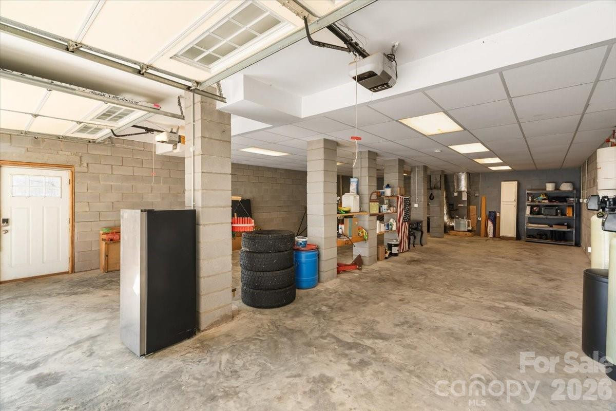 1045 Upward Way - Photo 41