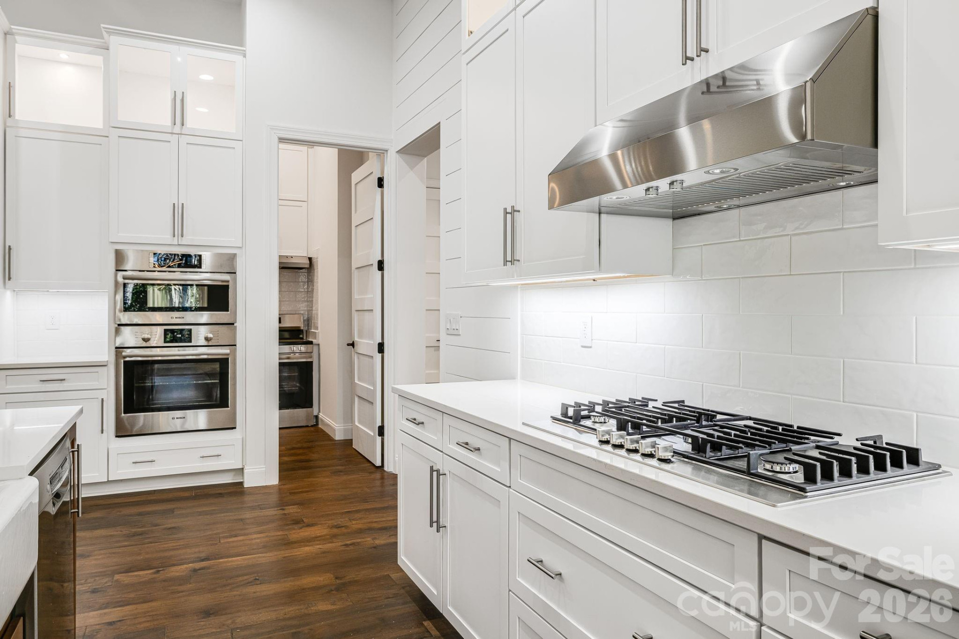 202 Lakeshore Drive - Photo 11