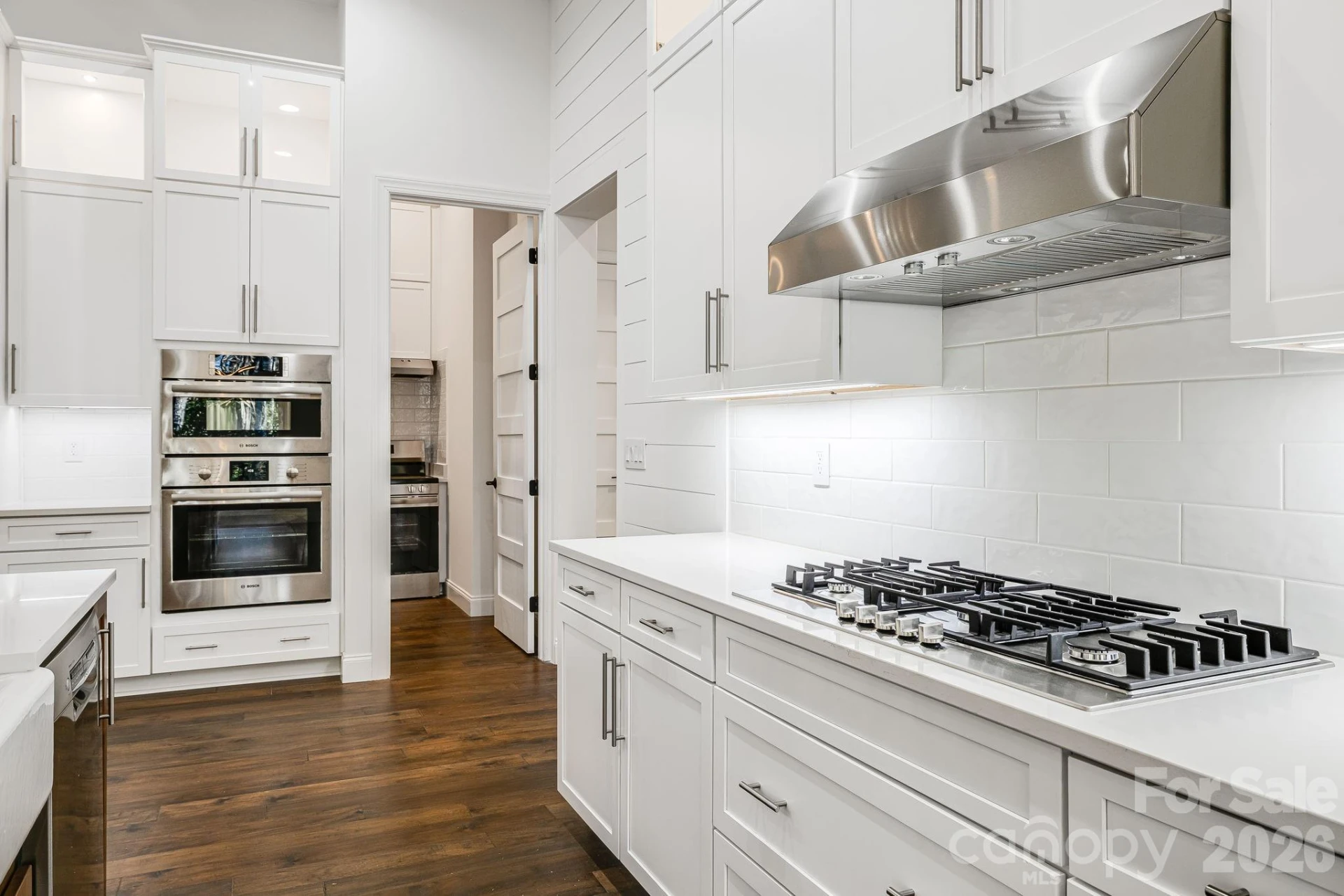 202 Lakeshore Drive - Photo 11