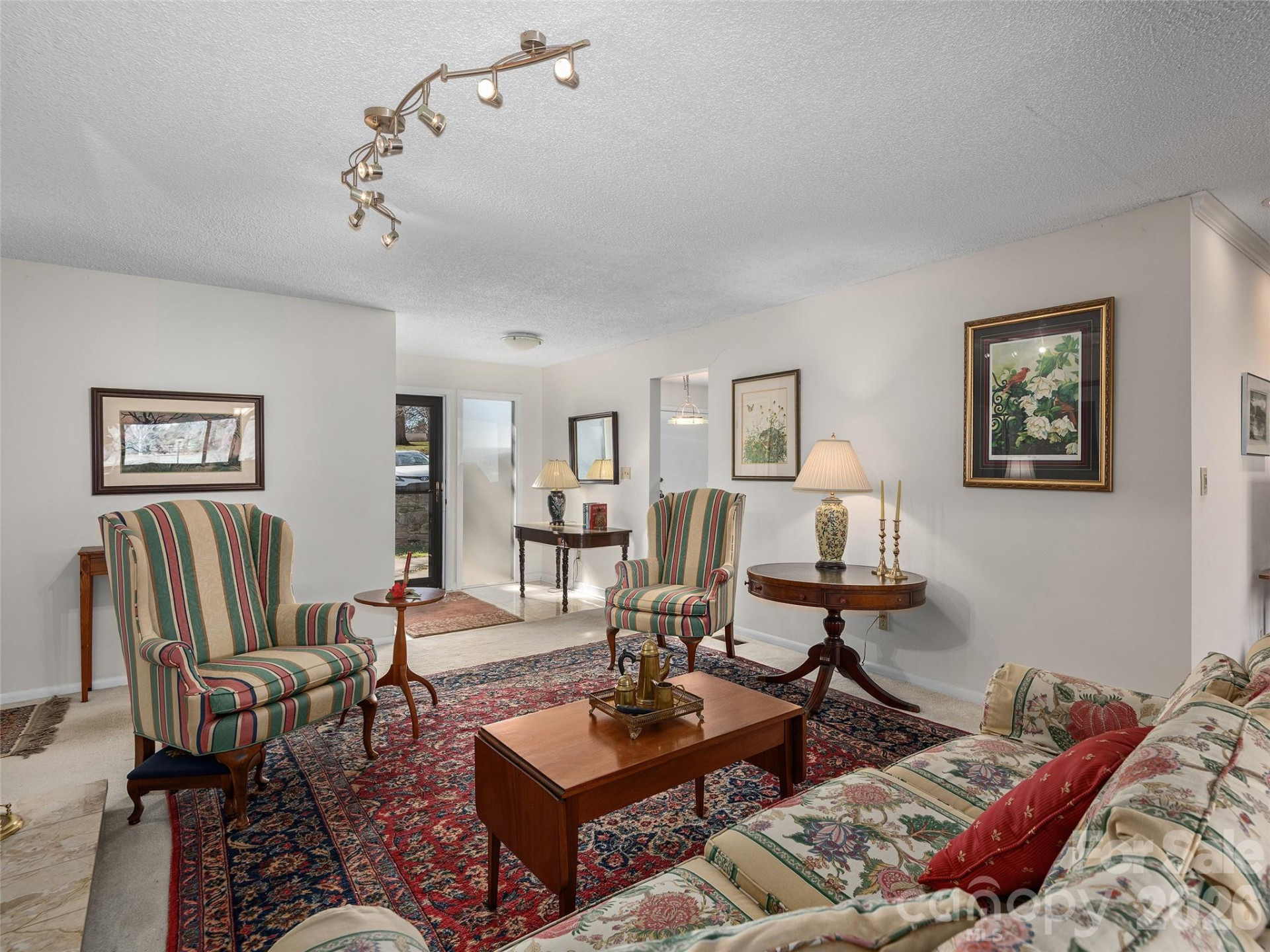 201 Crowfields Drive - Photo 5