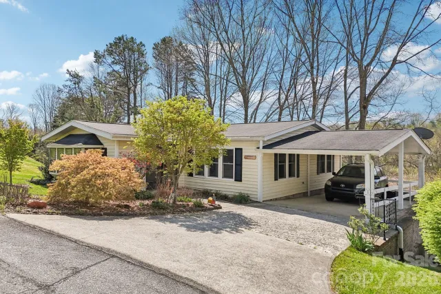 200 Cranbrook Circle