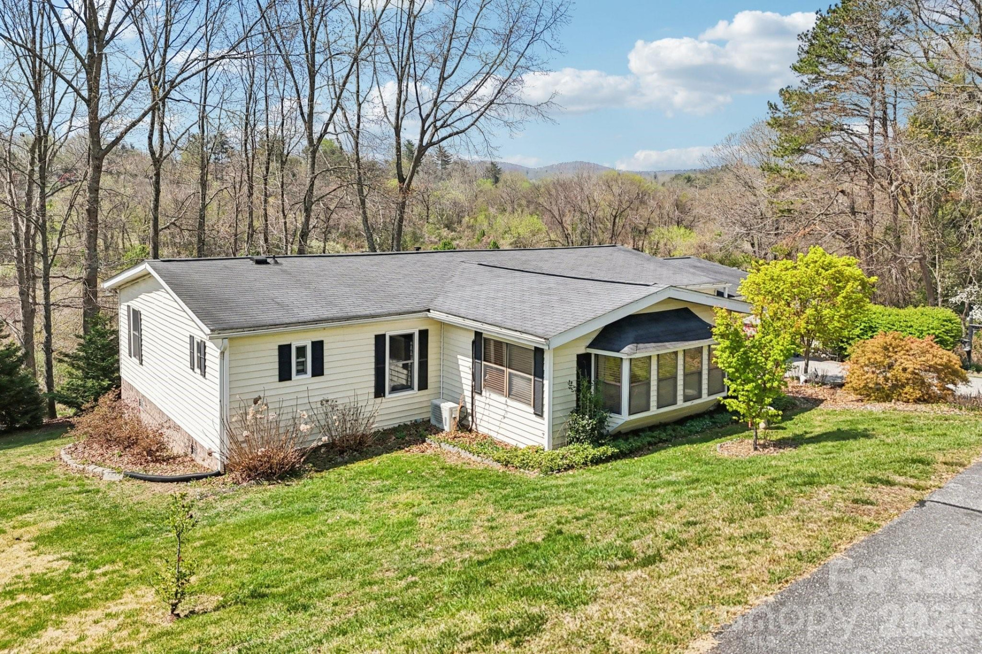 200 Cranbrook Circle - Photo 5