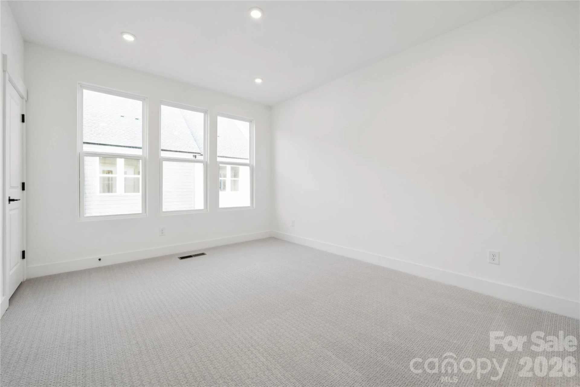 3656 Tryon Street - Photo 10