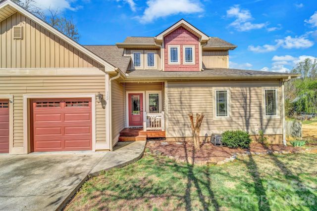 122 Craggy Street, Black Mountain, NC, 28711