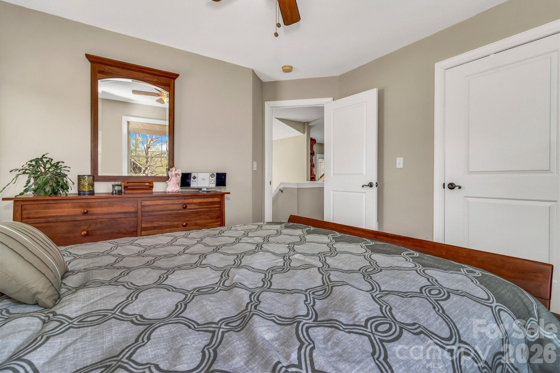 122 Craggy Street - Photo 35