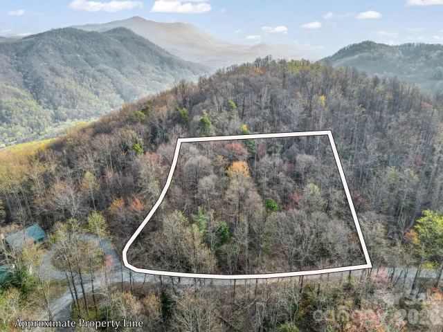 TBD Mountain Lakes Drive