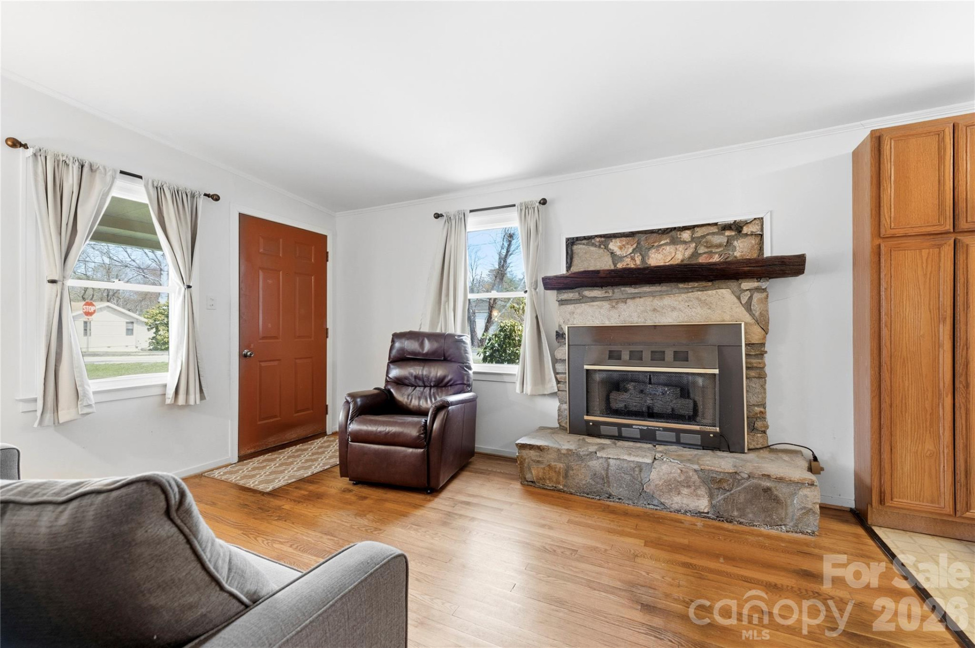 429 Jack Street - Photo 7