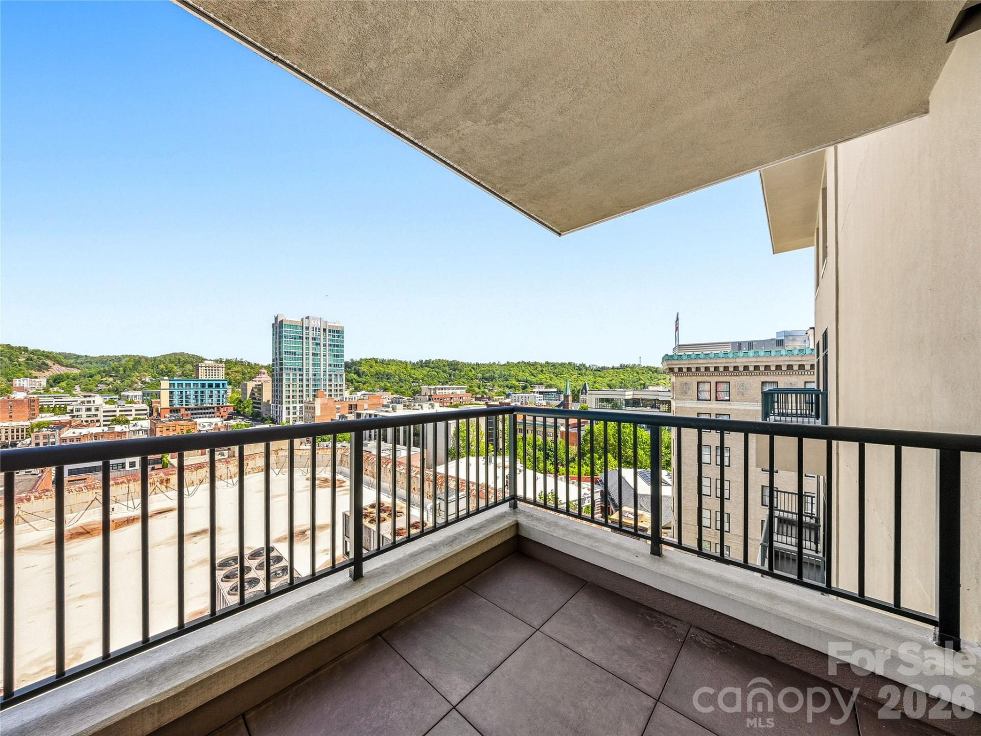 21 Battery Park Avenue #708 - Photo 28