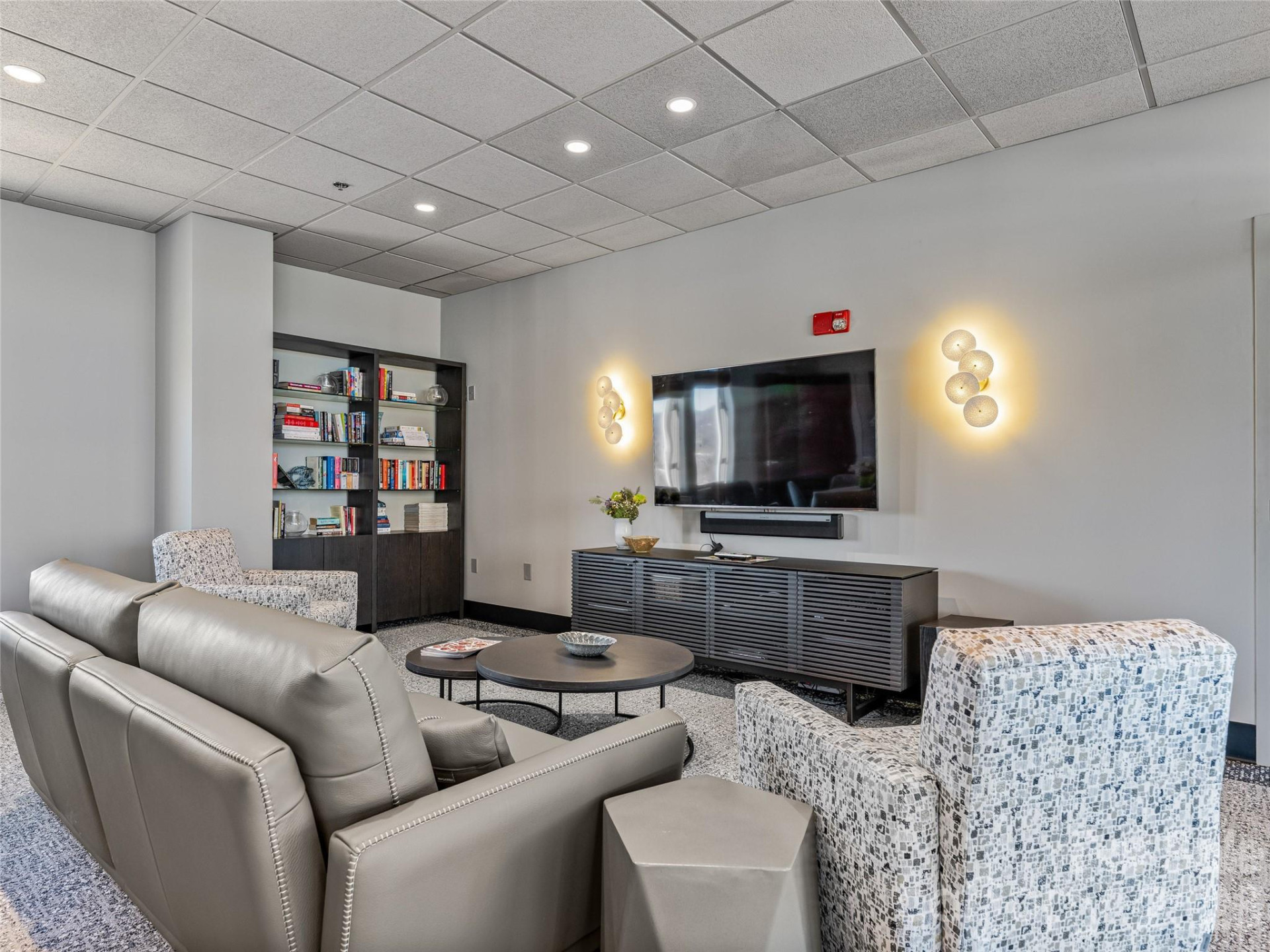 21 Battery Park Avenue #708 - Photo 41