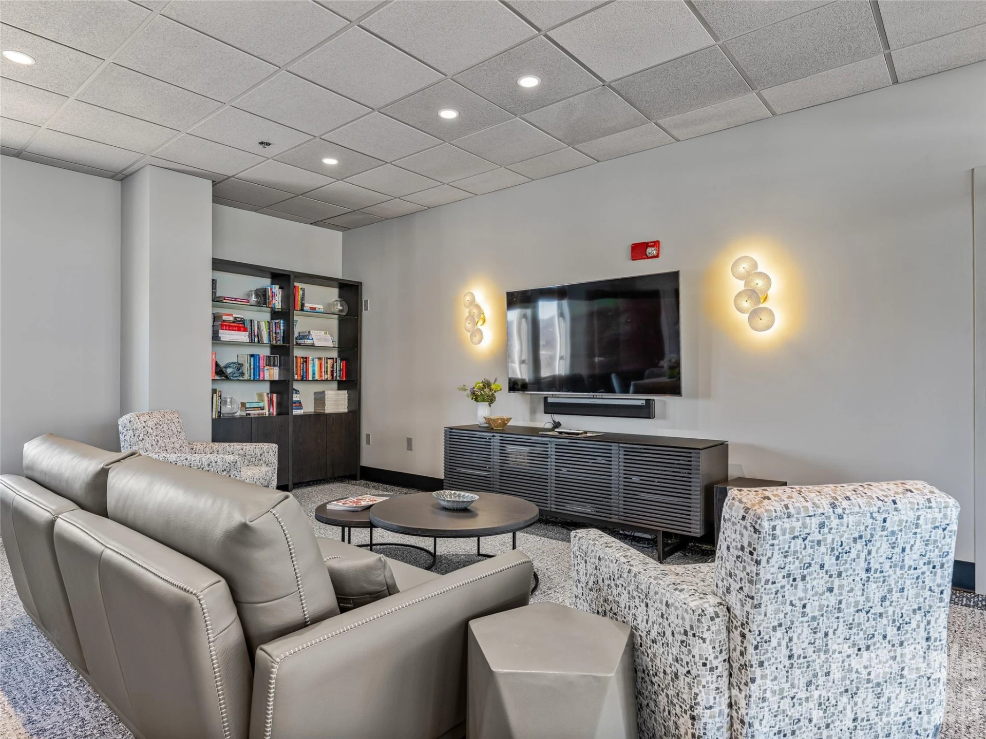 21 Battery Park Avenue #708 - Photo 41
