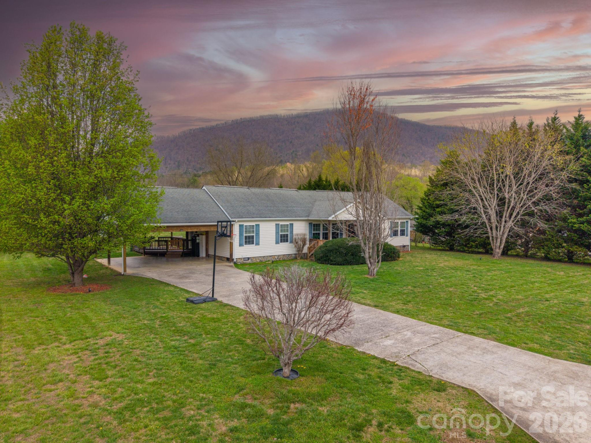 22 Brookfield Lane - Photo 3