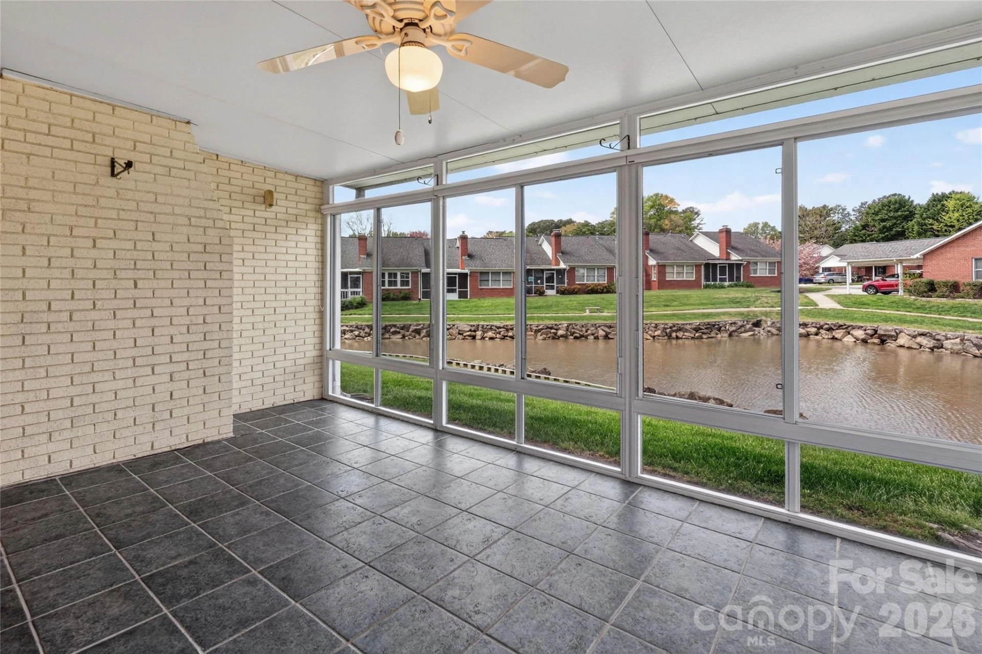 19830 Oak Leaf Circle - Photo 31