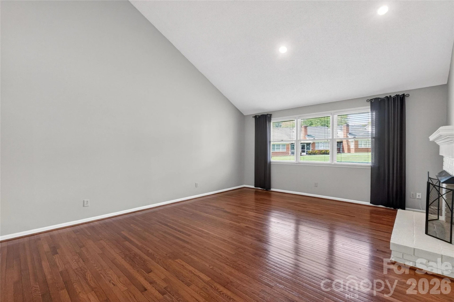 19830 Oak Leaf Circle - Photo 6